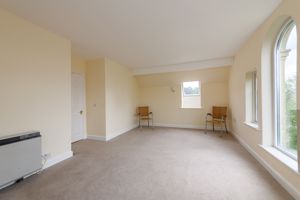 Sitting Room- click for photo gallery